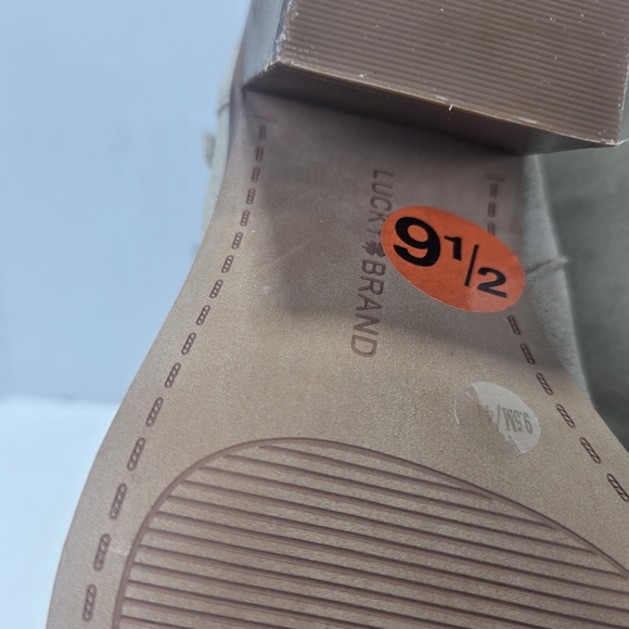 Lucky Brand SOGN buckled Block Heeled Suede Leather Western Boots Size 9 1/2 9.5 - Picture 12 of 16
